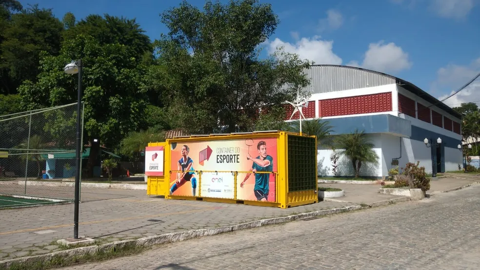 Container do Esporte chega ao Cabuçu com aulas gratuitas para crianças
