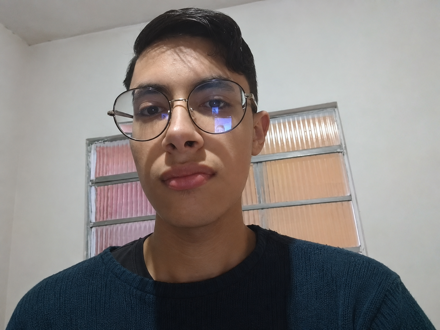 “Volta para casa, Eduardo”: família vive angústia e pede ajuda para encontrar jovem de 19 anos em Guarulhos