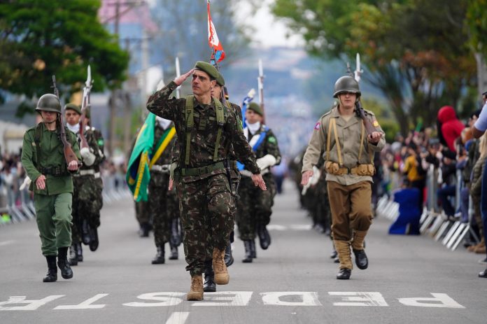 Guarulhos celebra Independência do Brasil com desfile cívico no Taboão