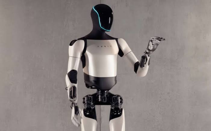Tesla prepara robô humanoide para venda ao público até 2027